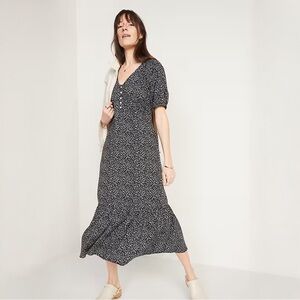 Old Navy Floral Print Puff Sleeve All Day Maxi Swing Dress in Black - sz Large